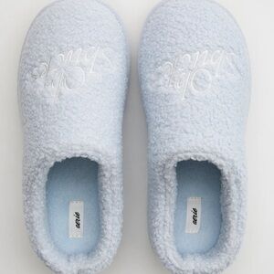 Aerie Sherpa Scuff Slippers “Oh Shucks” - NEW!